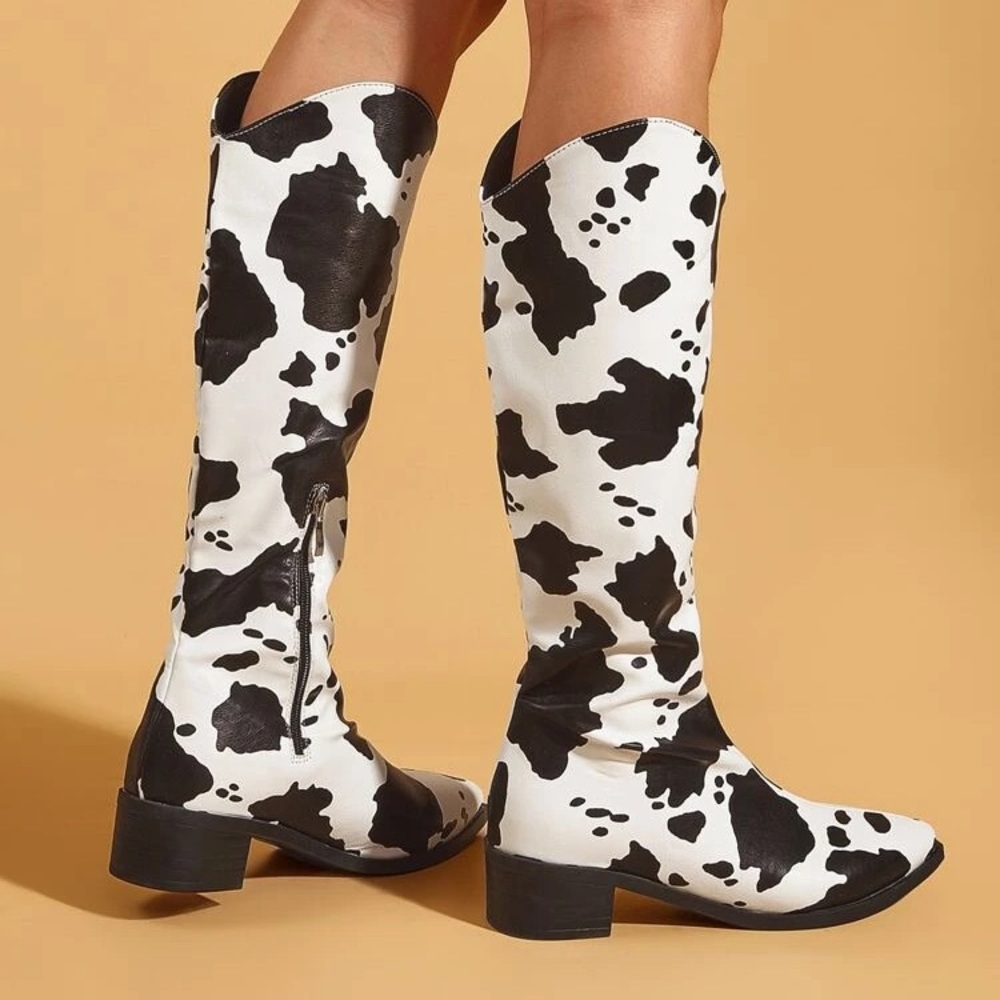 Cowprint country boots